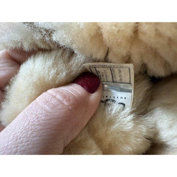 Ugg Boots Style 1873 Bailey Button Triplet Tan Womens Size 9 EUC - Picture 10 of 10